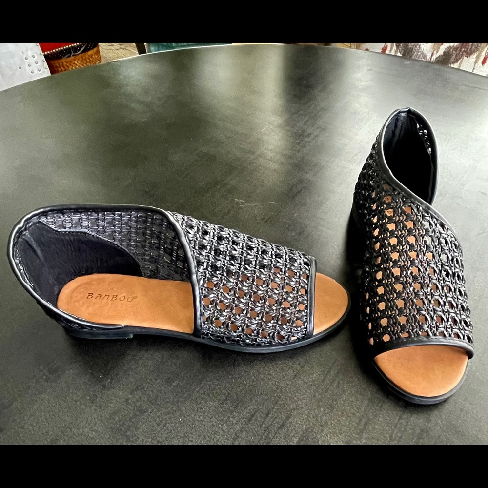 Block woven open toe sandal shoe